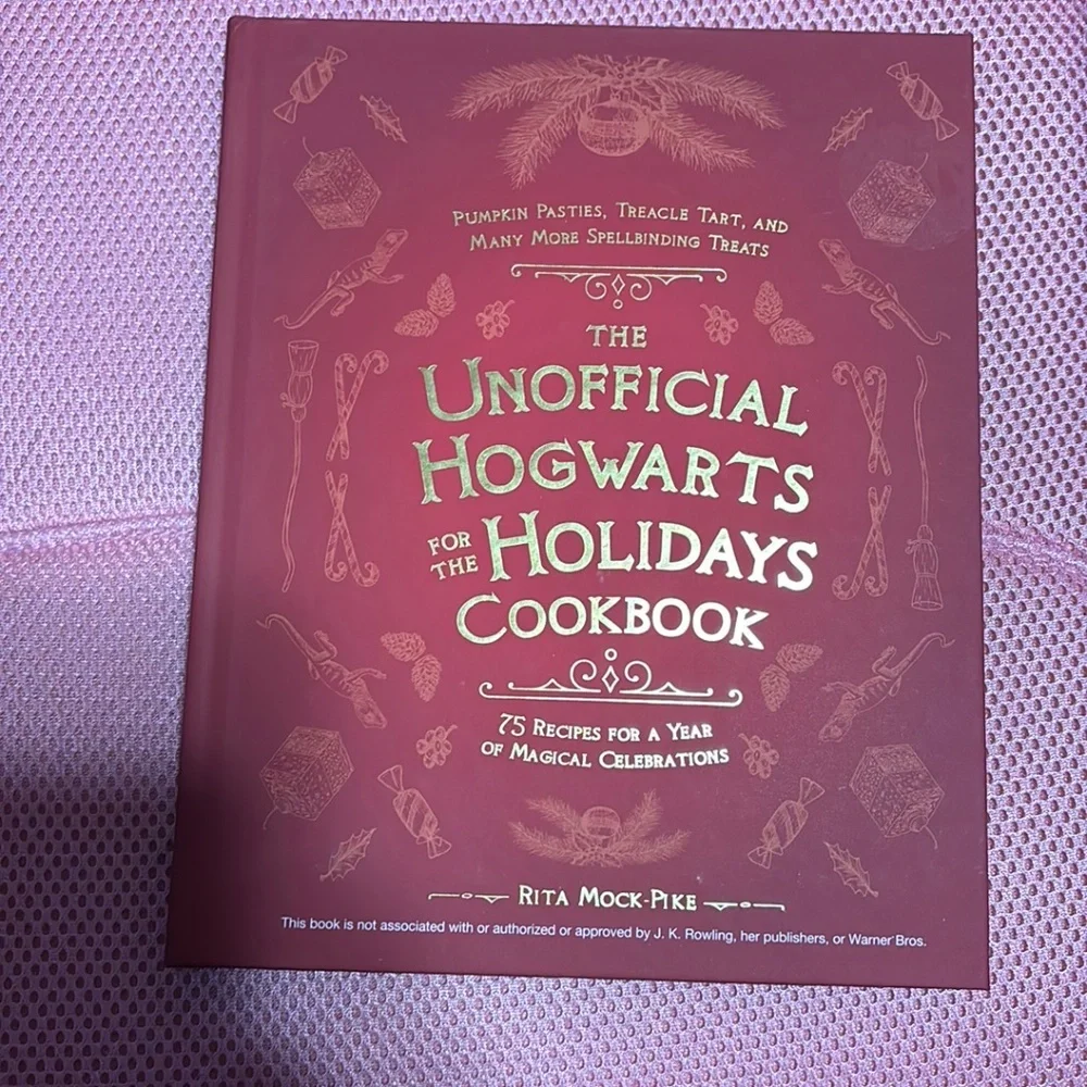 UNOFFICAL HOGWARTS HOILDAY COOKBOOK